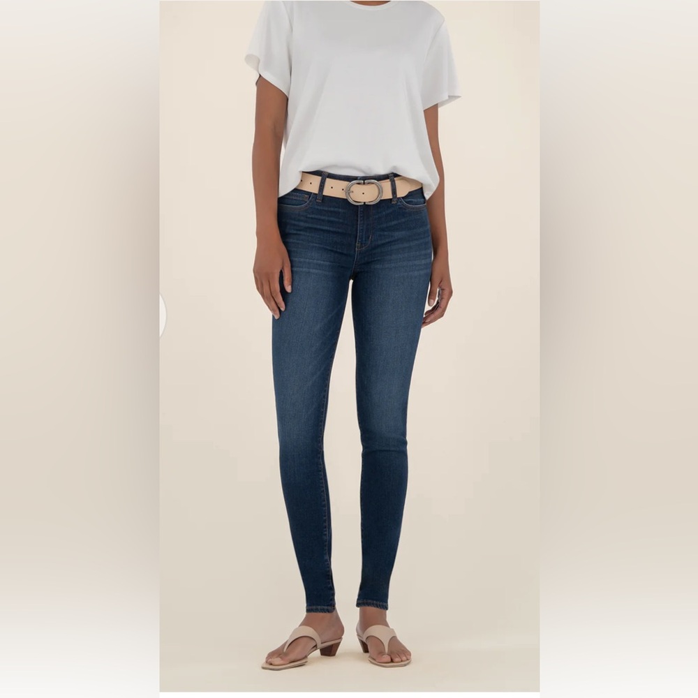 Kut from the Kloth MIA high rise skinny Dark Blue Skinny Jeans size 4